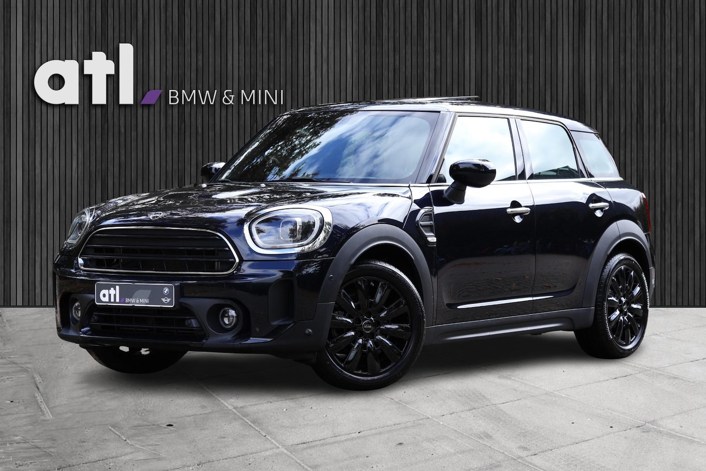 MINI Countryman - Mini 1.5 Cooper MINI Yours Pano | Hud | Adap. Cruise | Afn. Trekhaak | Elektr. stoel + mem - AutoWereld.nl