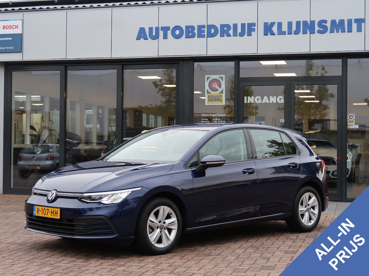 Volkswagen Golf - 1.0 TSI Life | navigatie | carplay | adapt cruise | - AutoWereld.nl