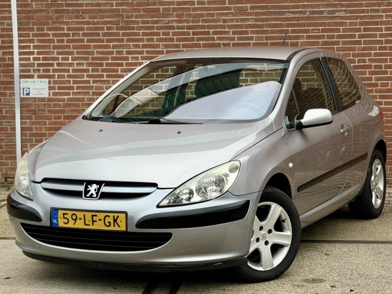 Peugeot 307 - 2.0-16V XS 2.0-16V XS - AutoWereld.nl