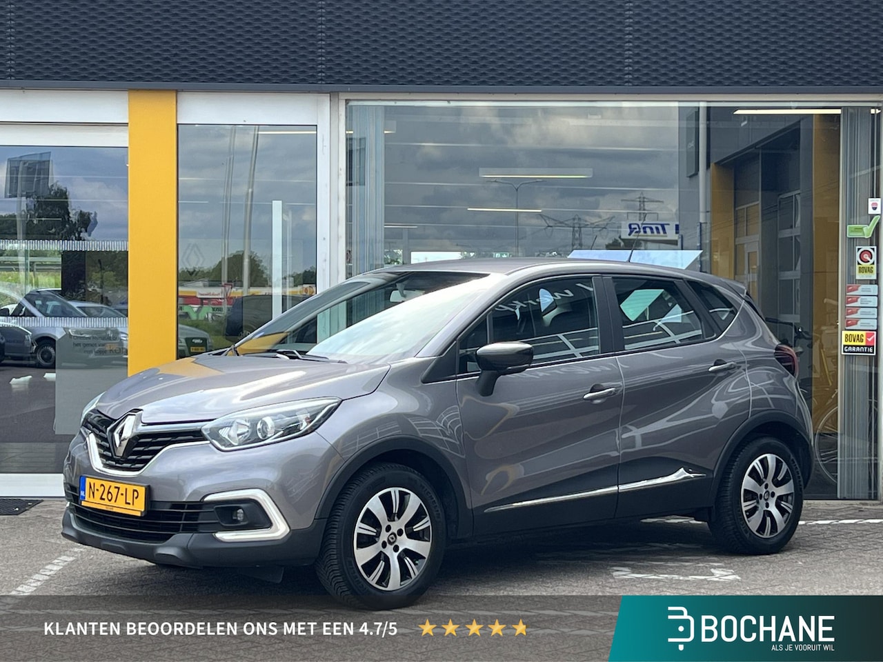 Renault Captur - 0.9 TCe Limited | Trekhaak | All-Season | Navigatie | Key-less | Stoelverwarming | Parkeer - AutoWereld.nl