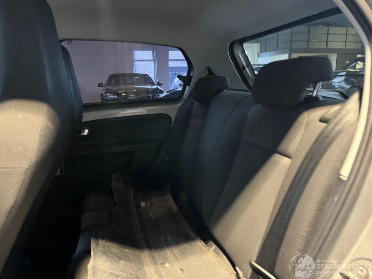 Volkswagen Up! - 1.0 move up! BlueMotion 1.0 move up! BlueMotion