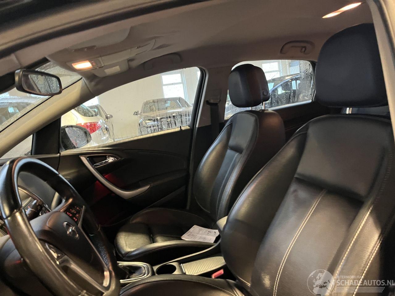 Opel Astra - 1.4 Turbo Cosmo 140 PK!