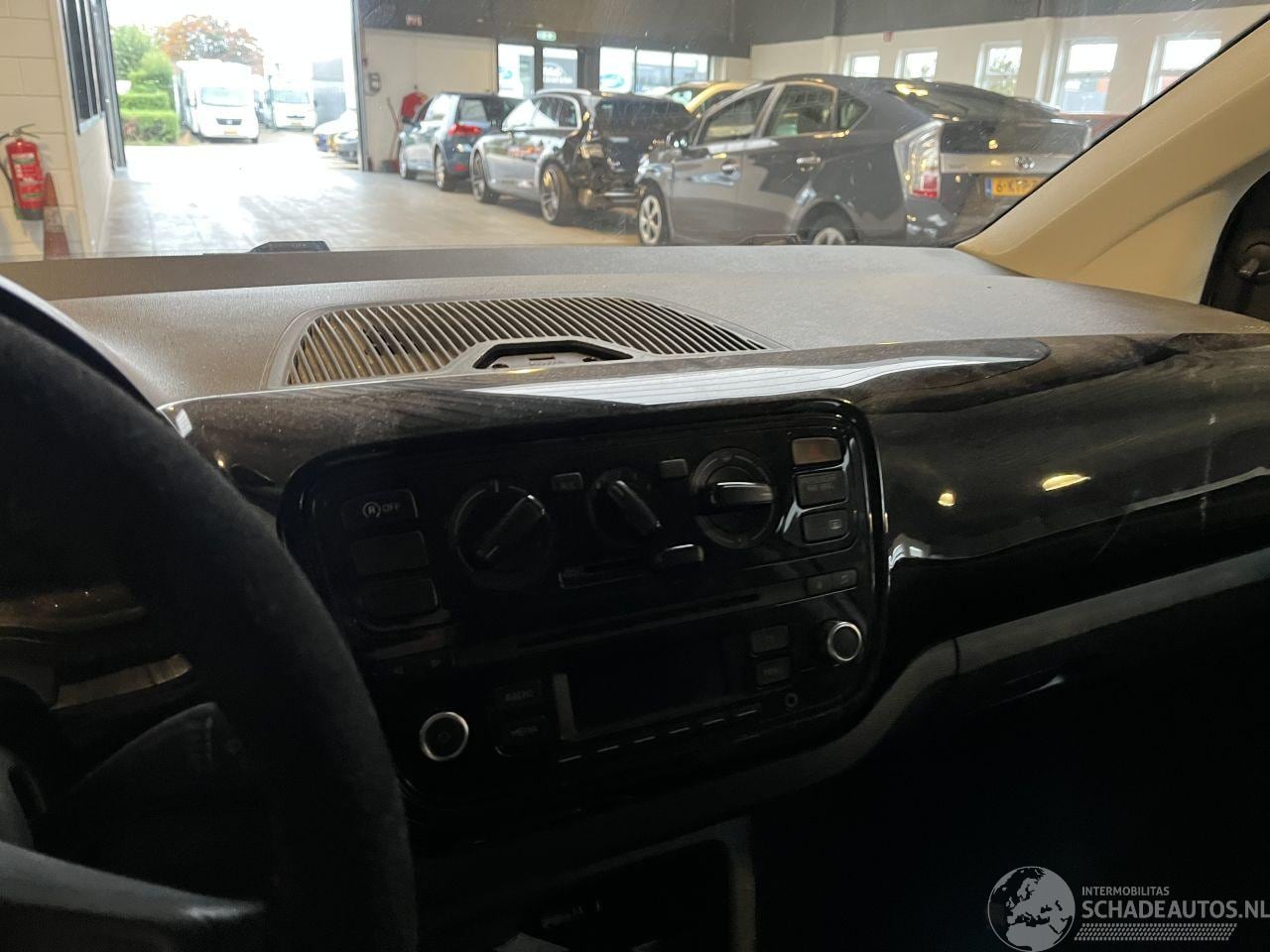 Volkswagen Up! - 1.0 move up! BlueMotion 1.0 move up! BlueMotion