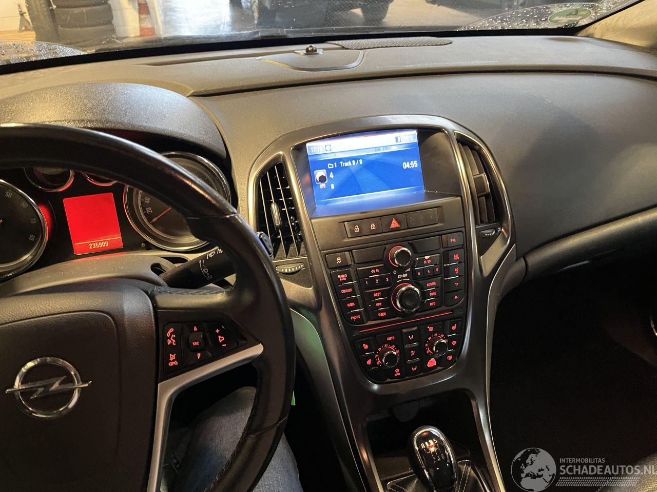 Opel Astra - 1.4 Turbo Cosmo 140 PK!