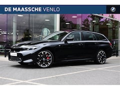 BMW 3-serie Touring - 330e xDrive M Sport Automaat / Panoramadak / Trekhaak / Sportstoelen / Achteruitrijcamera