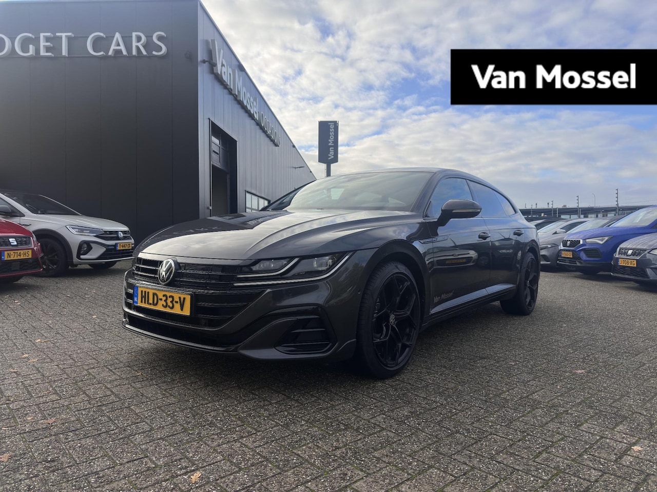 Volkswagen Arteon - 1.4 TSI R-Line | 218 PK | Automaat | Stoel en Stuurwielverwarming | Achterbankverwarming | - AutoWereld.nl