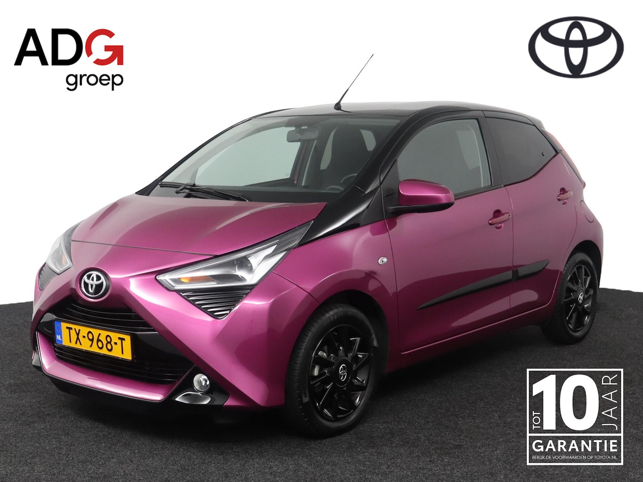 Toyota Aygo - 1.0 VVT-i x-cite | Airco | Parkeercamera | Lichtmetalen-Velgen | Bluetooth | - AutoWereld.nl