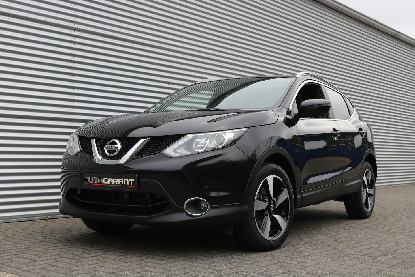 Nissan Qashqai - 1.2 Tekna Aut (112.925Km Orig NL! NAP! Panoramadak Leder Navi/360Camera Keyless 18InchLMV - AutoWereld.nl