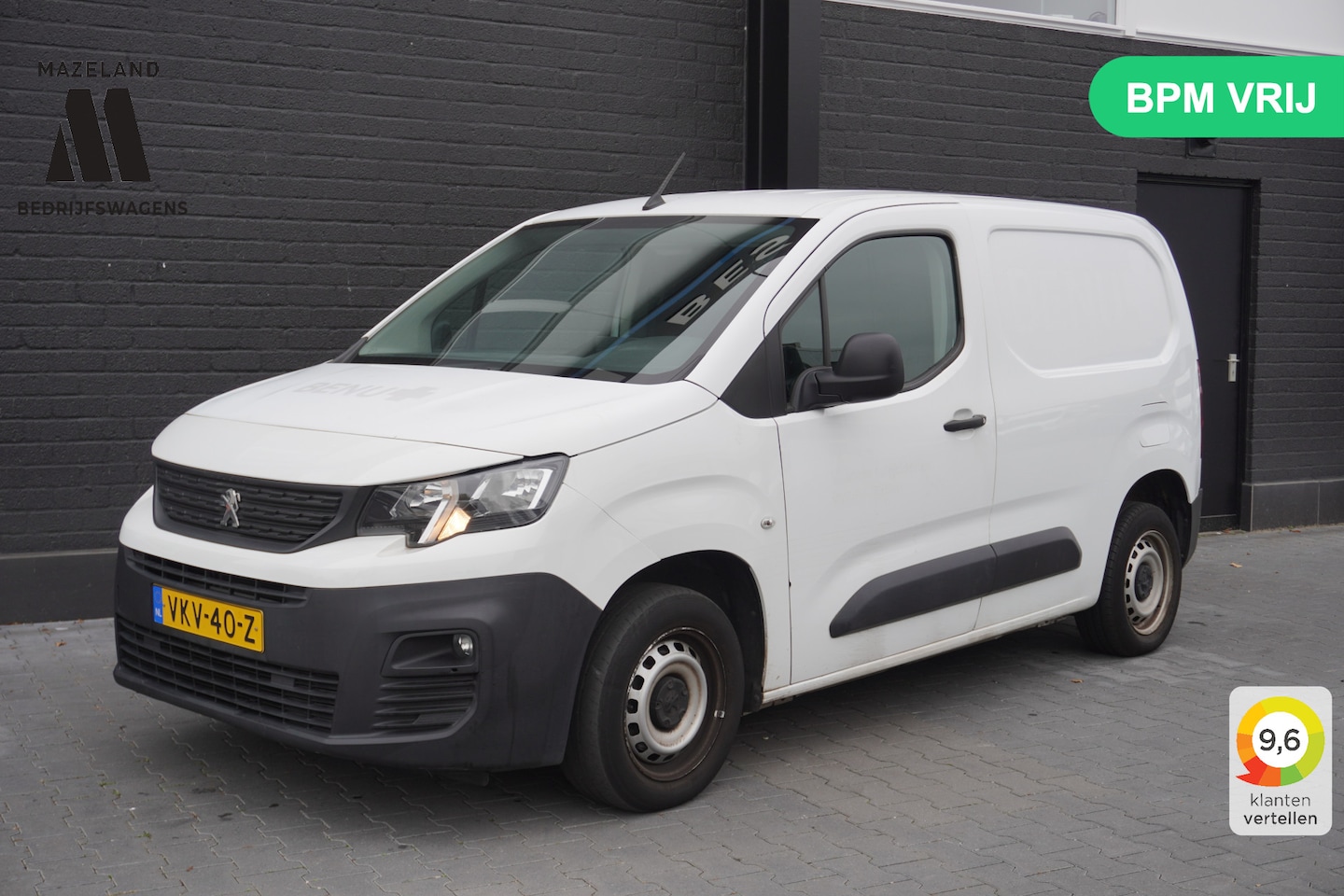 Peugeot Partner - 1.2 110PK Benzine - Airco - Navi - Cruise - € 11.950,- Excl. - AutoWereld.nl