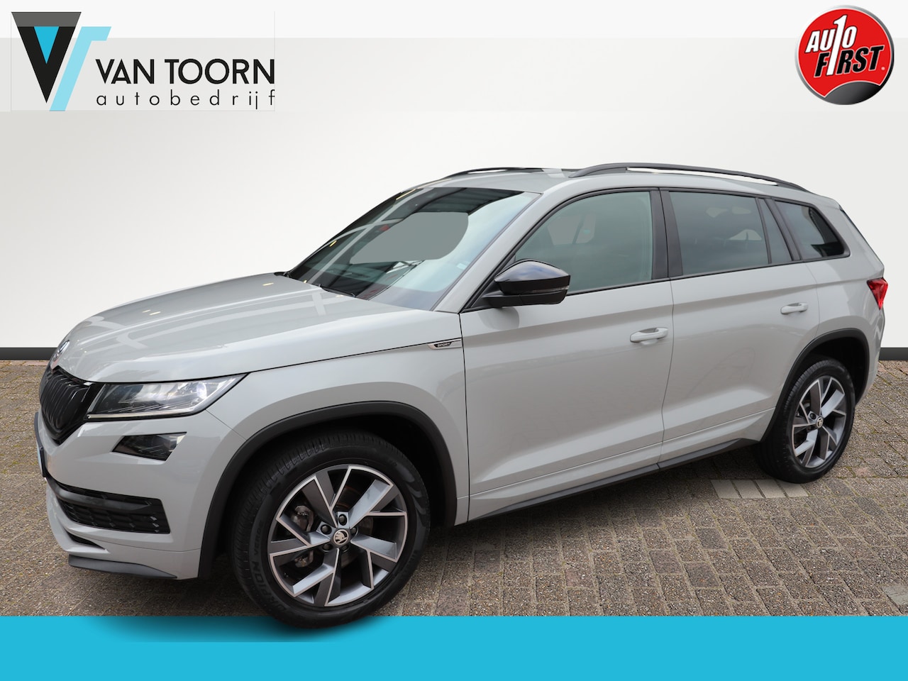 Skoda Kodiaq - 1.5 TSI Sportline Business 7p. Automaat. Panoramadak, Trekhaak, 19"lm, navigatie - AutoWereld.nl
