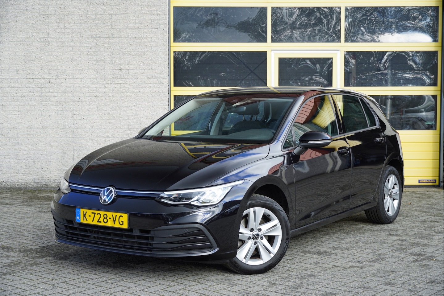 Volkswagen Golf - 1.0 TSI Life BJ2021 Lmv 16" | Led V+A | Pdc | Navi | App-Connect | Dashboard verlichting | - AutoWereld.nl