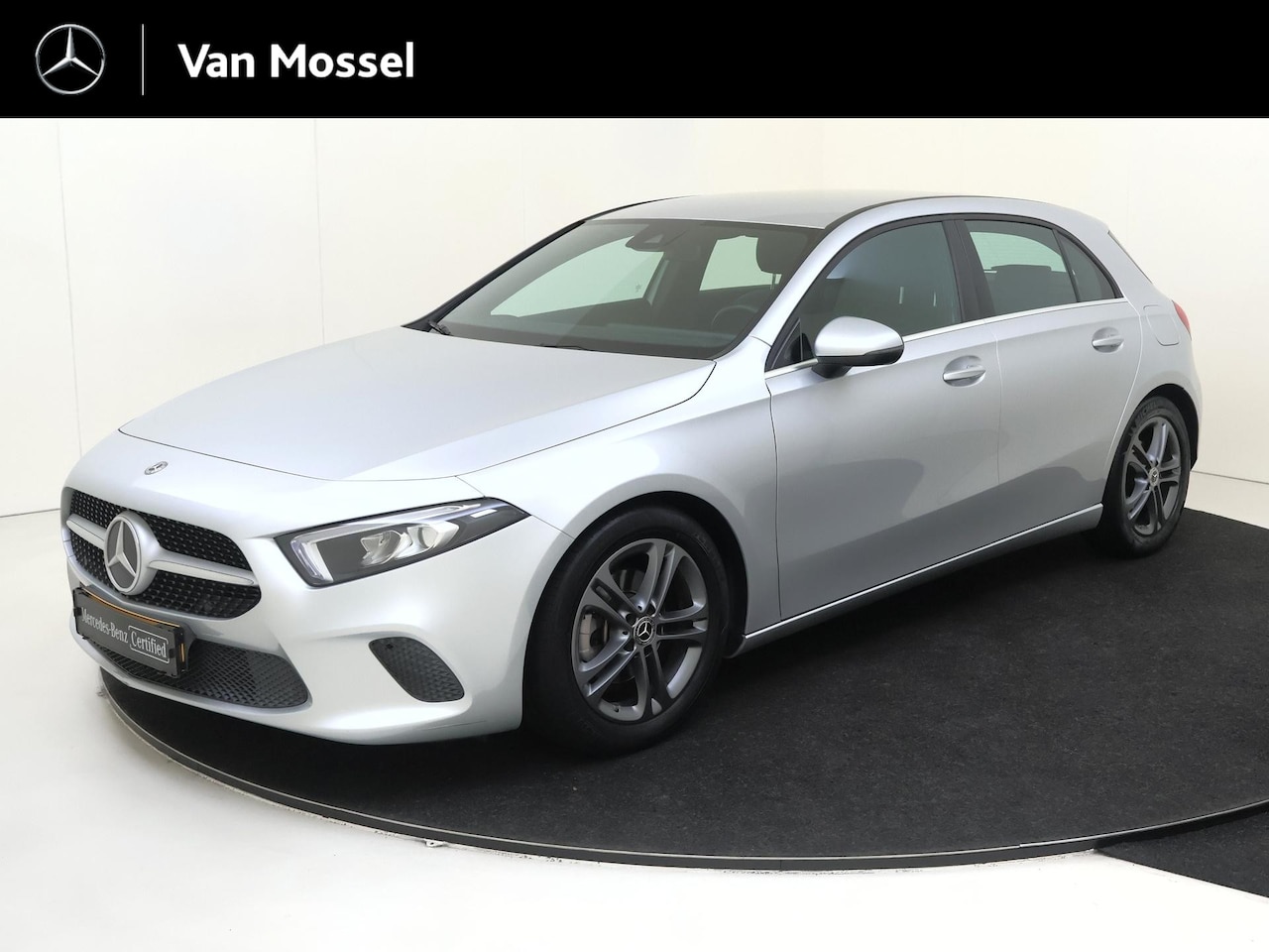 Mercedes-Benz A-klasse - 160 Business Solution / Achteruitrijcamera / Spoor-Assistentie / - AutoWereld.nl