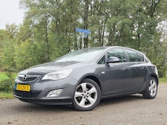 Opel Astra - 1.6 Edition