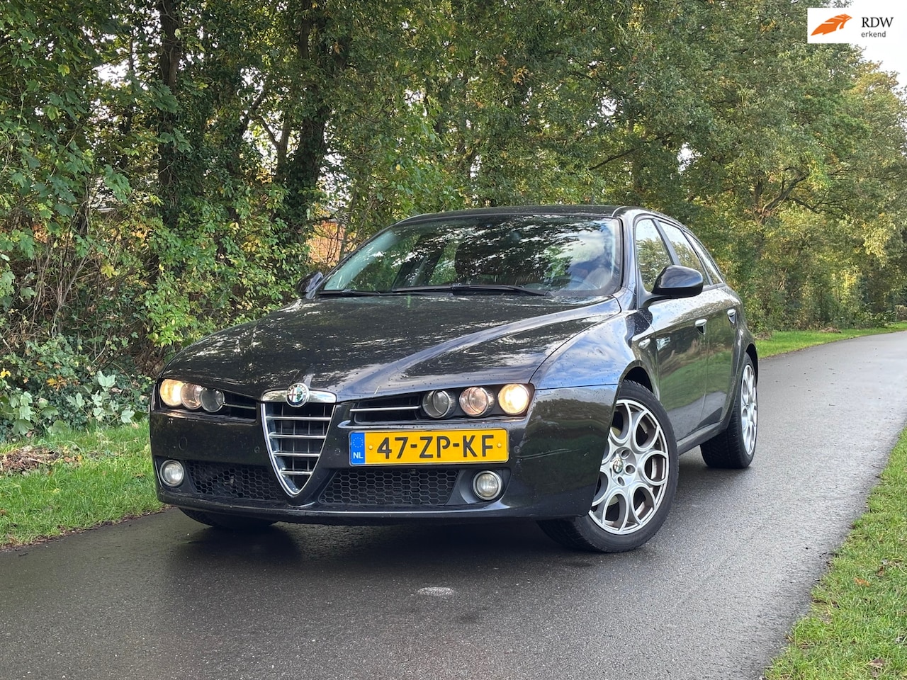 Alfa Romeo 159 Sportwagon - 1.9 JTD Impression | Cruise + Airco Nu € 1.975,-!!! - AutoWereld.nl