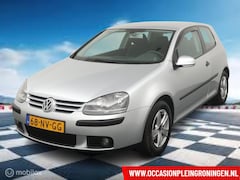 Volkswagen Golf - 1.6 FSI Sportline