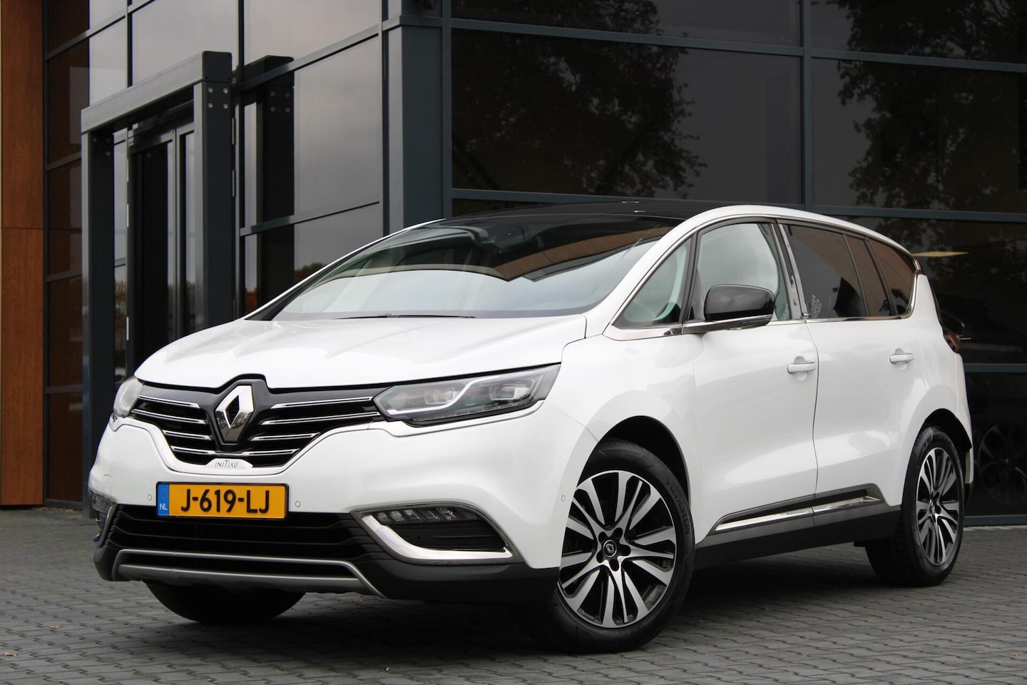 Renault Espace - 1.6TCe Initiale Paris | Pano | Trekhaak - AutoWereld.nl