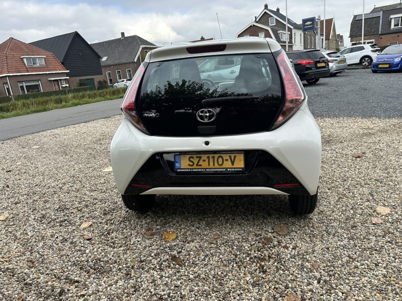 Toyota Aygo - 1.0 VVT-i x-nav