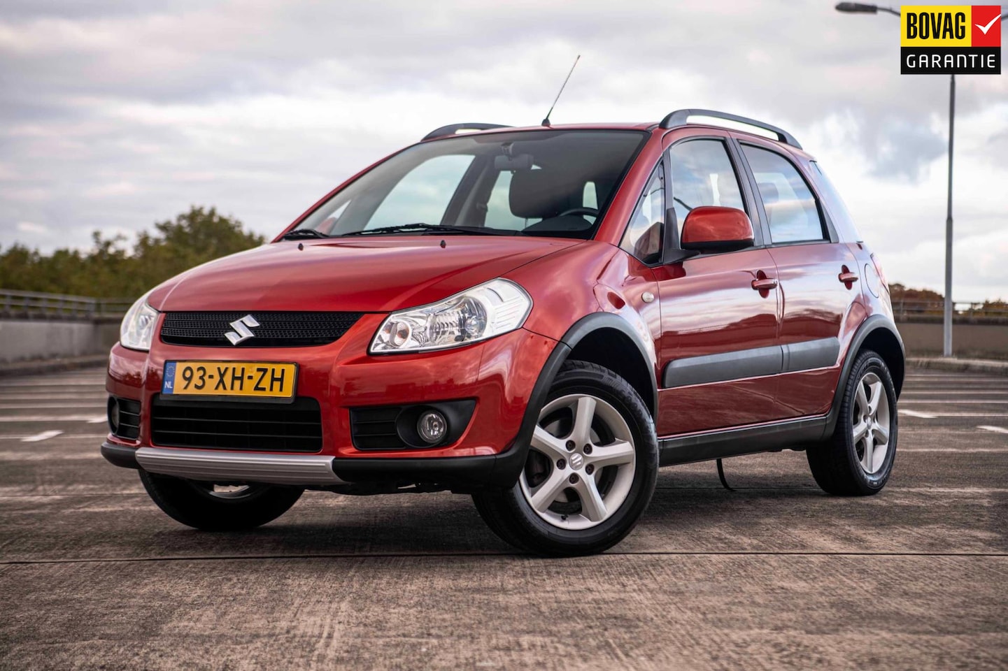 Suzuki SX4 - 1.6 4Grip Exclusive | Airco/Clima | Keyless | Trekhaak | Radio/CD-Speler | Centrale Deurve - AutoWereld.nl