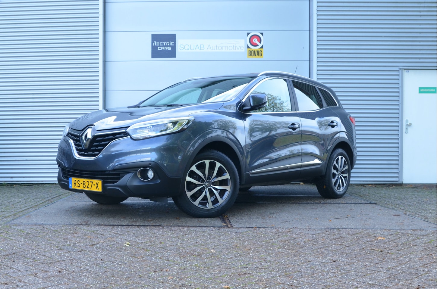 Renault Kadjar - 1.2 TCe Limited 17" Alu - AutoWereld.nl