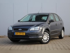 Ford Focus - 1.4-16V Ambiente | 5 Deurs | Airco | Elektrische ramen | NAP | APK |
