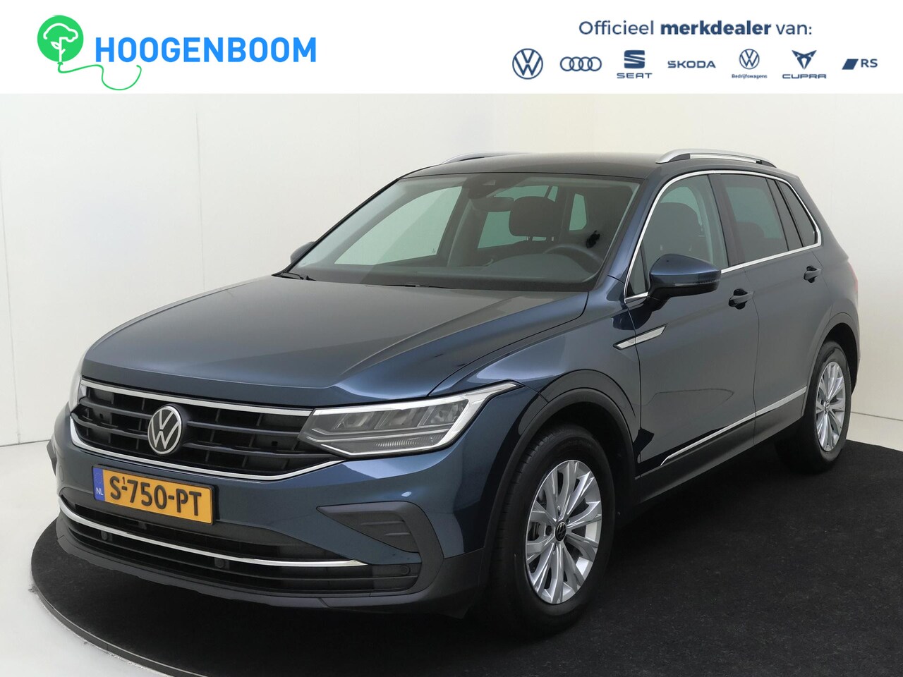Volkswagen Tiguan - 1.5 TSI Life Business | Trekhaak | Achteruitrijcamera | 3-zone airco | Keyless | Adaptieve - AutoWereld.nl
