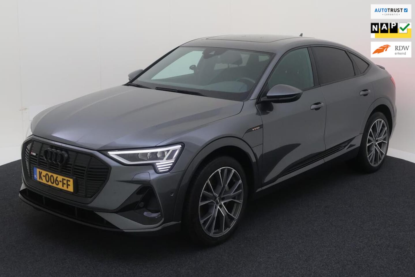 Audi e-tron Sportback - 50 quattro S-LINE l PANO l CAMERA l MATRIX l SFEER l ADAPT.CRUISE l TREKHAAK l ORG.NL l DE - AutoWereld.nl