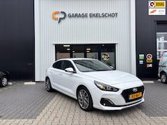 Hyundai i30 Fastback - 1.0 T-GDI Premium / Carplay / Cruise control