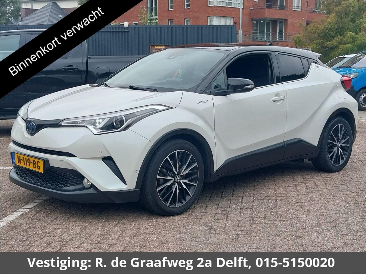 Toyota C-HR - 1.8 Hybrid Executive Limited Bi-Tone | Stoelverwarming | Parkeersensoren | - AutoWereld.nl