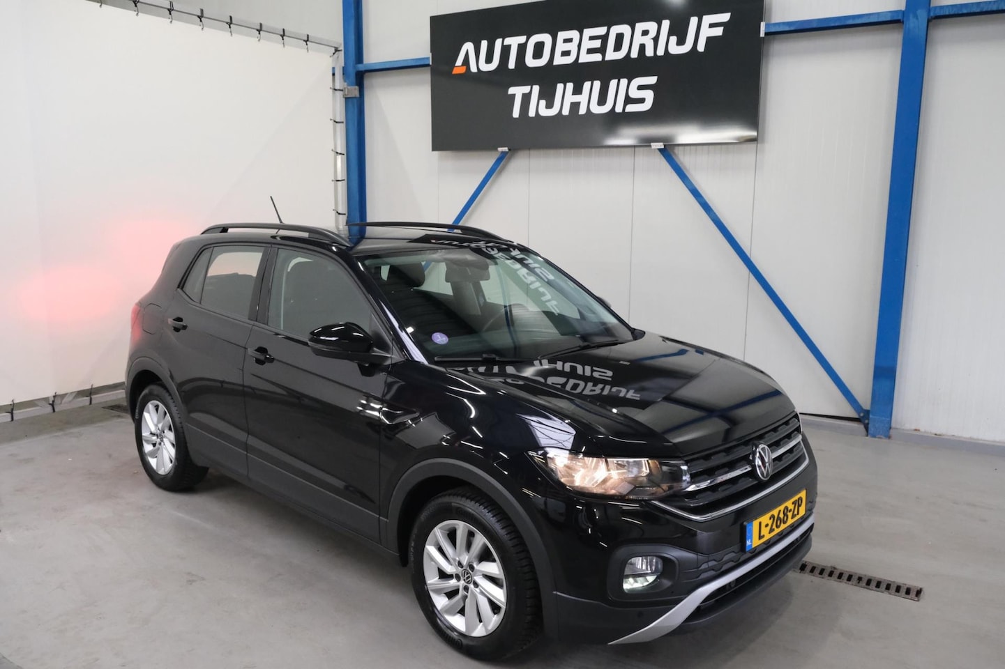 Volkswagen T-Cross - 1.0 TSI Life - N.A.P. Airco, Cruise, Navi, PDC. - AutoWereld.nl