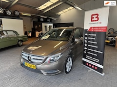 Mercedes-Benz B-klasse - 200 Prestige- Automaat-dealer onderhouden