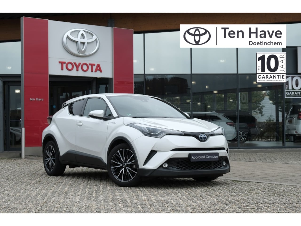 Toyota C-HR - 1.8 Hybrid 122PK Executive Ultimate Automaat | JBL Premium audio - AutoWereld.nl