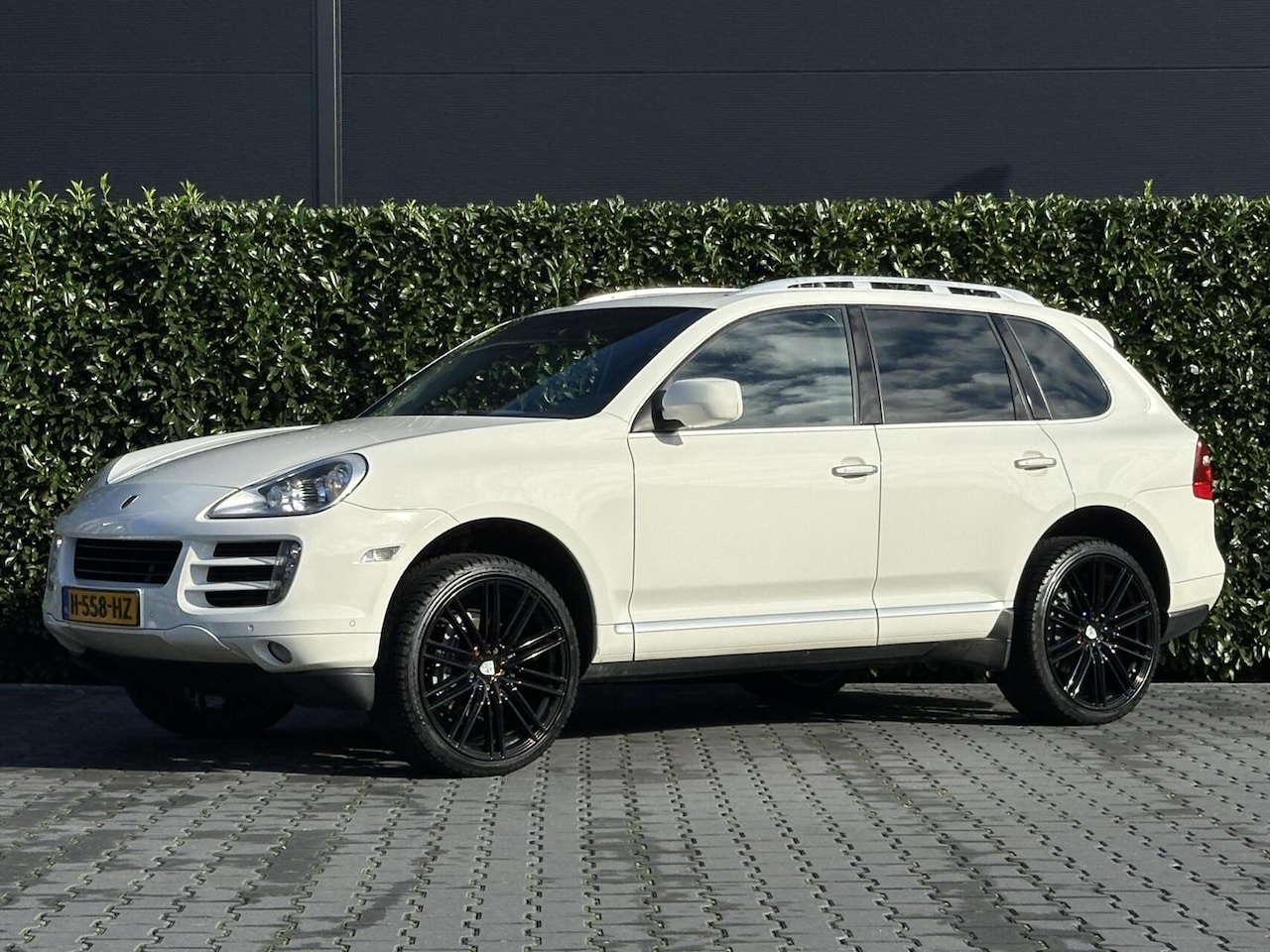 Porsche Cayenne - 3.6 3.6, LEDER, CRUISE, NAVI, XENON, ECC-AIRCO, STOELVERWARMING, TREKHAAK, ELEKTRISCHE KOFFERK - AutoWereld.nl