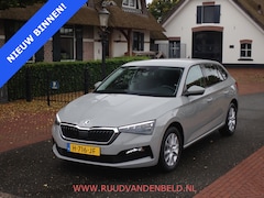Skoda Scala - 1.5TSI DSG7 ACC/FULL-LED/CAMERA/CARPLAY/VIRTUAL