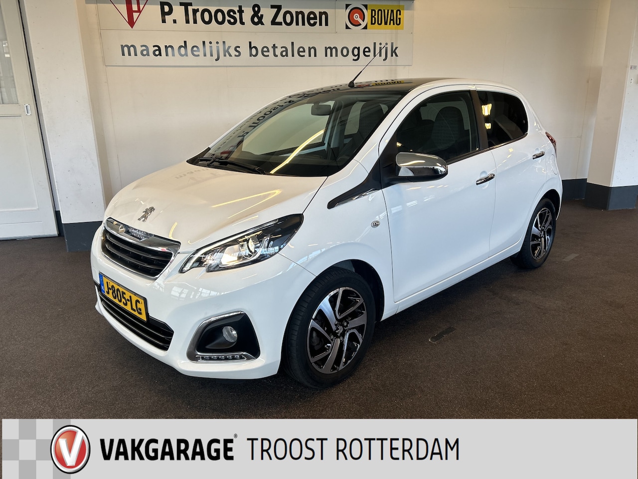 Peugeot 108 - 1.0 e-VTi Allure | Apple carplay | Achteruitrijcamera | Climate control | LM Velgen | Elek - AutoWereld.nl