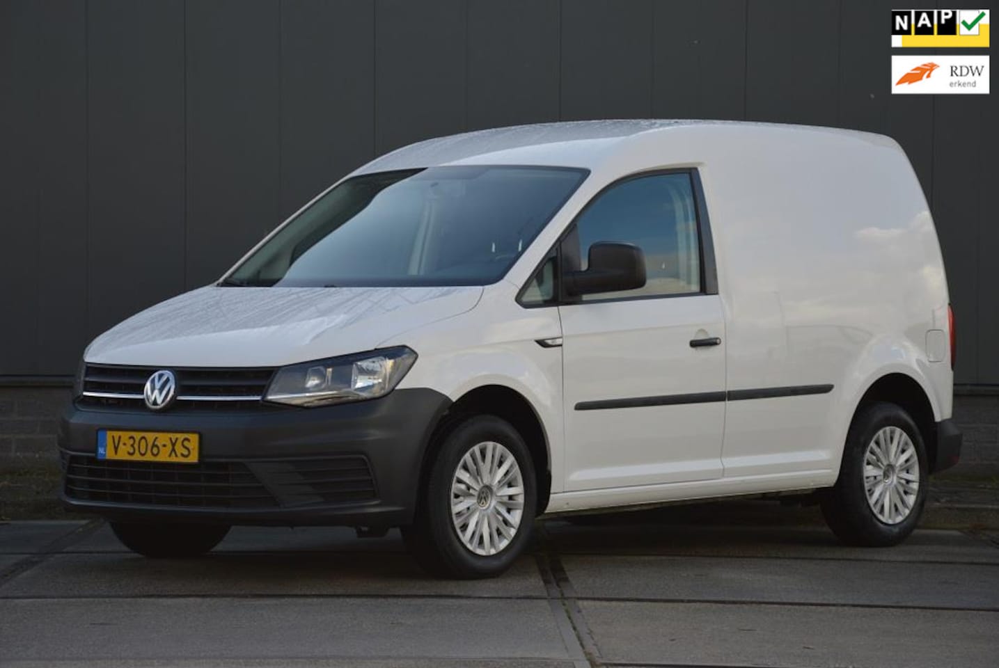 Volkswagen Caddy - 2.0 TDI Euro 6 Marge auto Airco Schuifdeur Trekhaak - AutoWereld.nl