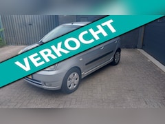 Kia Picanto - 1.0 LXE.Radio met bluetooth, stuurbekrachting, elektriche ramen