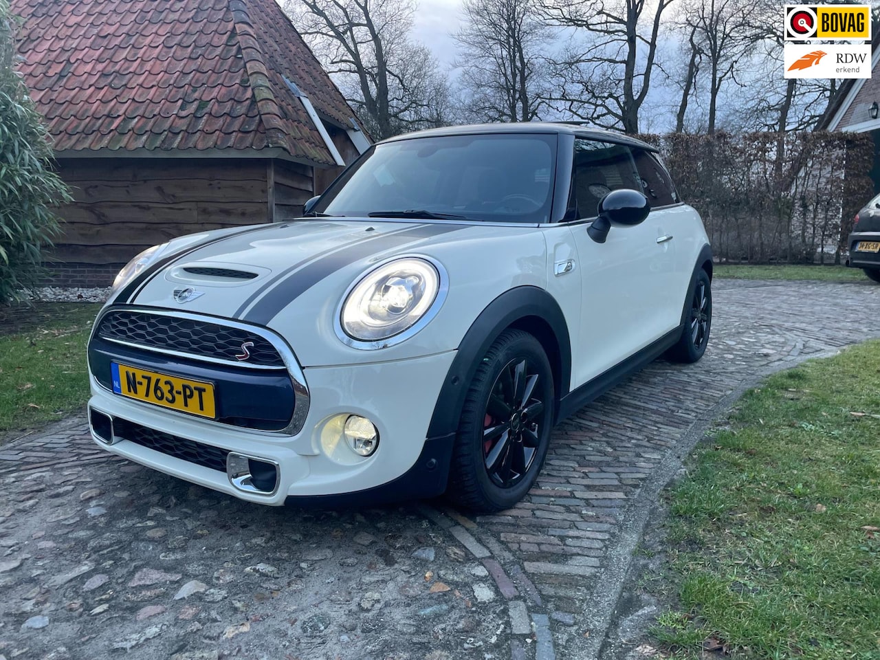MINI Cooper - Mini 2.0 SD Chili-PANO-LED-SPORTSTOELEN-PDC- - AutoWereld.nl