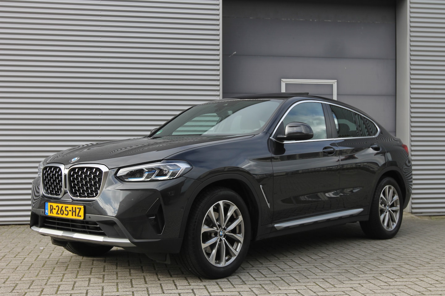 BMW X4 - xDrive20i Business Edition Plus Aut. I Pano.dak I Carplay - AutoWereld.nl