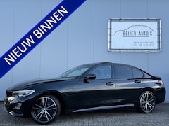 BMW 3-serie - 330e High Executive Automaat M-Sport/Schuifdak