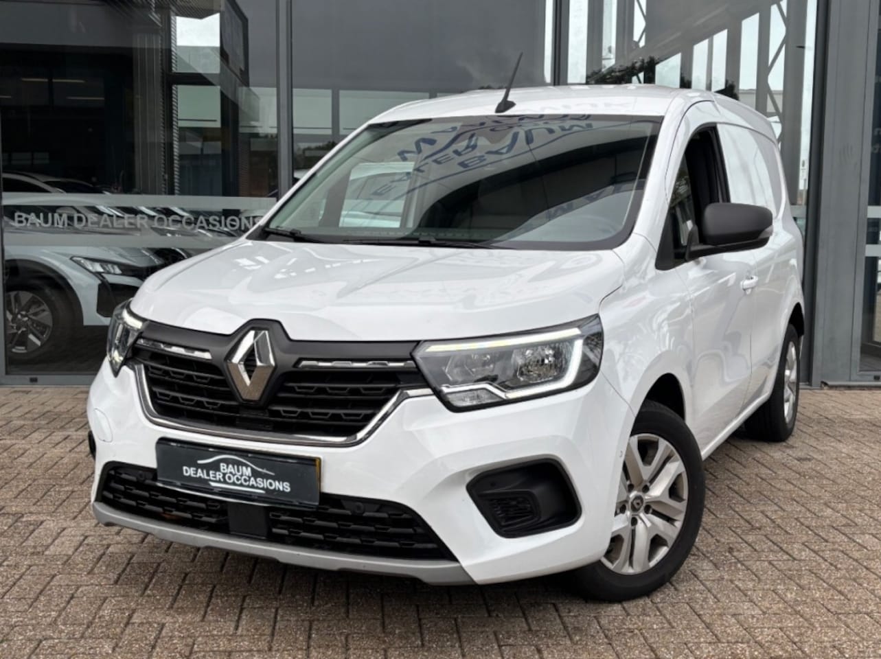 Renault Kangoo - 1.5 BLUE DCI LUXE AUTOMAAT AIRCO PDC-CAMERA SCHUIFDEUR - AutoWereld.nl