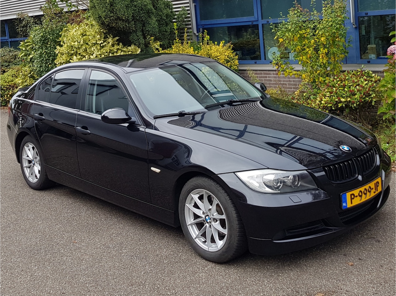 BMW 3-serie - 320i 1/2 Leder Xenon Airco/Ecc Cruise - AutoWereld.nl