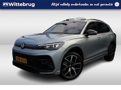 Volkswagen Tiguan - 1.5 eHybrid 272pk R-Line Edition BLACK STYLE DSG Automaat / Panorama dak / Navi / APP / LM