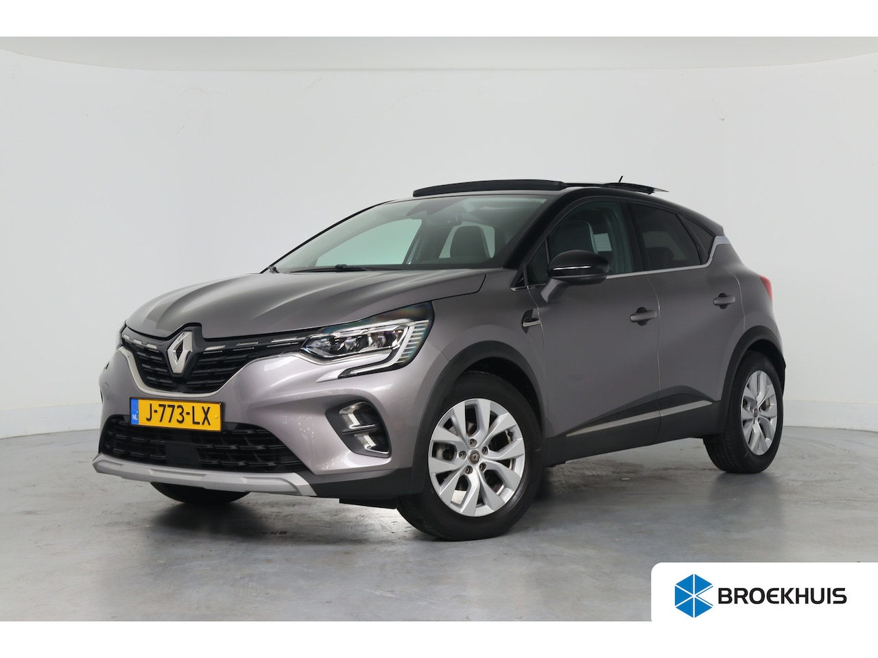 Renault Captur - 1.0 TCe 100 Intens | Open dak | Navi | LED | Cruise Control | Keyless | Clima | Parkeersen - AutoWereld.nl