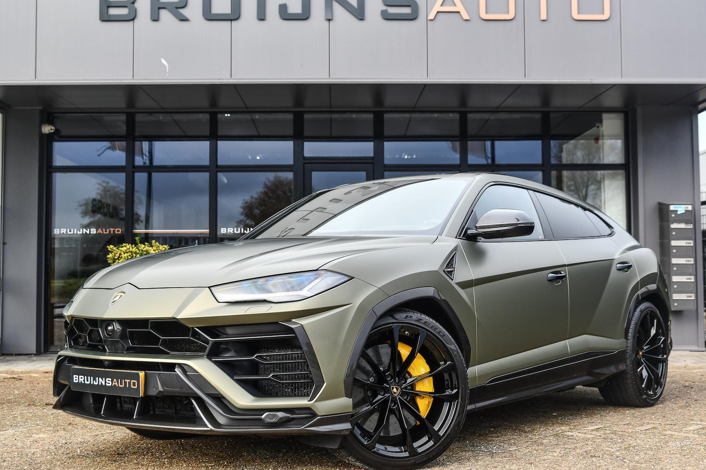 Lamborghini Urus - 4.0 V8 4.0 V8 - AutoWereld.nl