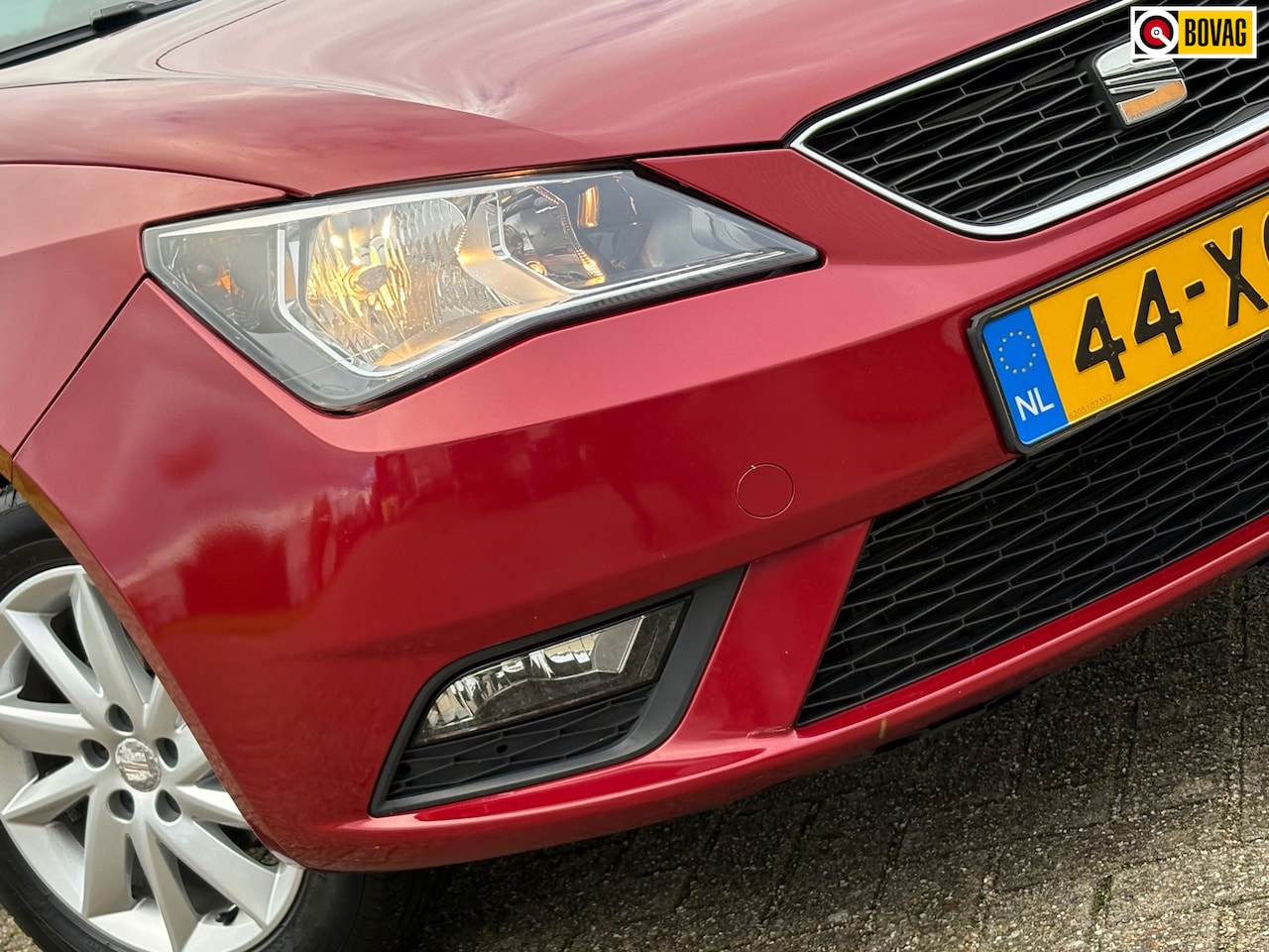 SEAT Ibiza ST - 1.2 TSI Style Technologie - Montsant Red - Airco/LMV/Cruise - Keurig - AutoWereld.nl