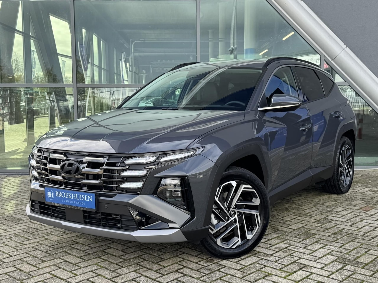 Hyundai Tucson - 1.6 T-GDI PHEV Premium Sky 252pk FACELIFT Camera / HU Display / Stuur-Stoel Verwarming - AutoWereld.nl