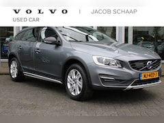 Volvo V60 Cross Country - D4 Nordic+ | Org. NL | Afn. Trekhaak | Verw. Voorstoelen | Verw. Voorruit | Standkachel