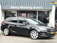 Opel Astra Sports Tourer - 1.4 Turbo Business + Navi Trekhaak