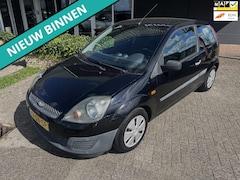 Ford Fiesta - 1.3-8V Champion AIRCO/STRB/AIRBAG APK+NAP