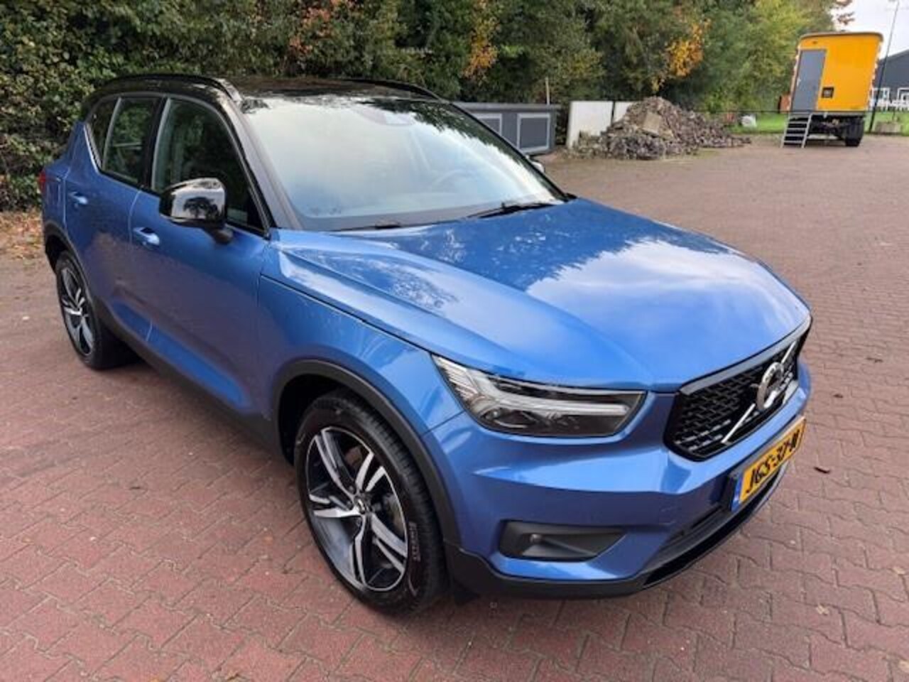 Volvo XC40 - 1.5 T5 TWIN ENGINE R-DESIGN/LED/HLEER - AutoWereld.nl
